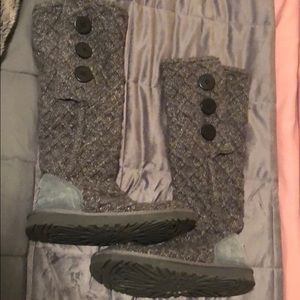 Ugg Lattice Cardy knit boots, like New